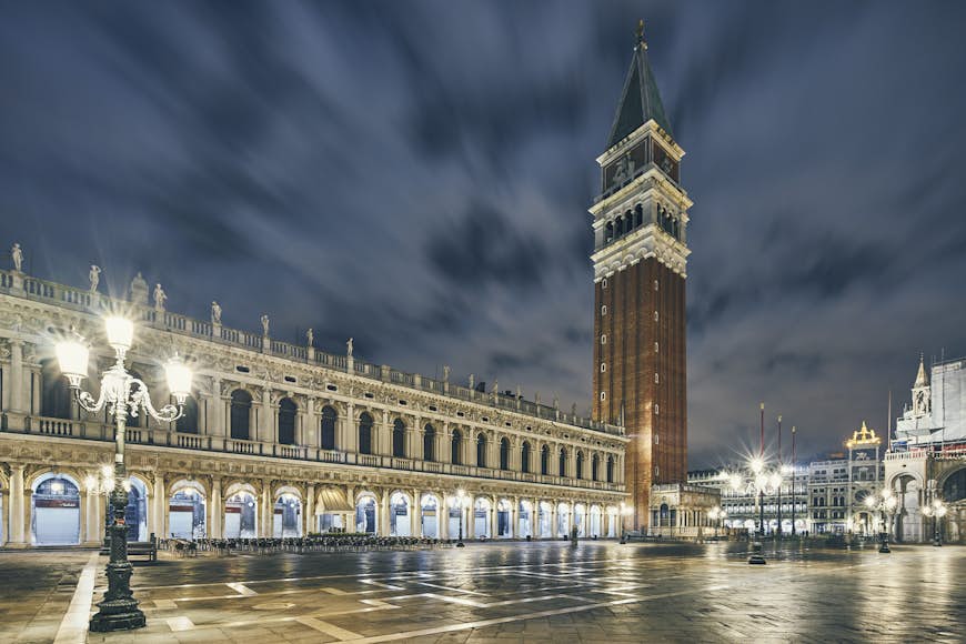 St Mark's campanile and the Biblioteca Nazionale Marciana at night