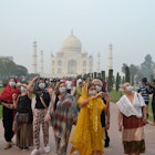 Taj Mahal pollution.jpg