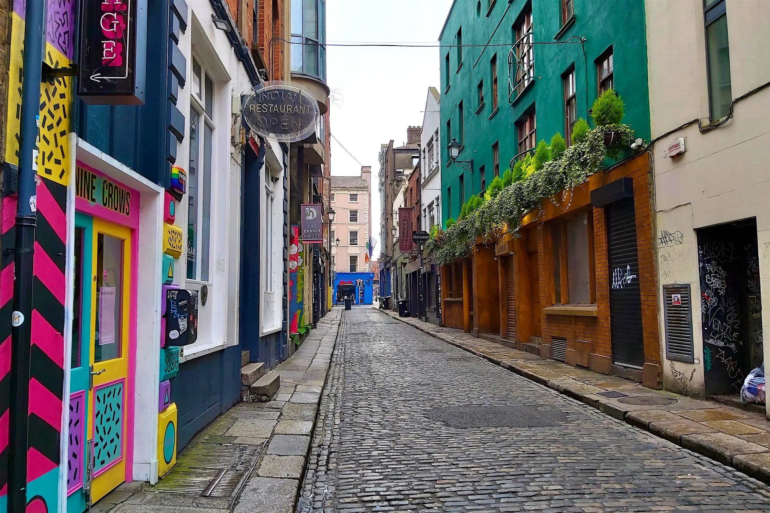 Temple Bar 6.jpg The empty streets of Temple Bar