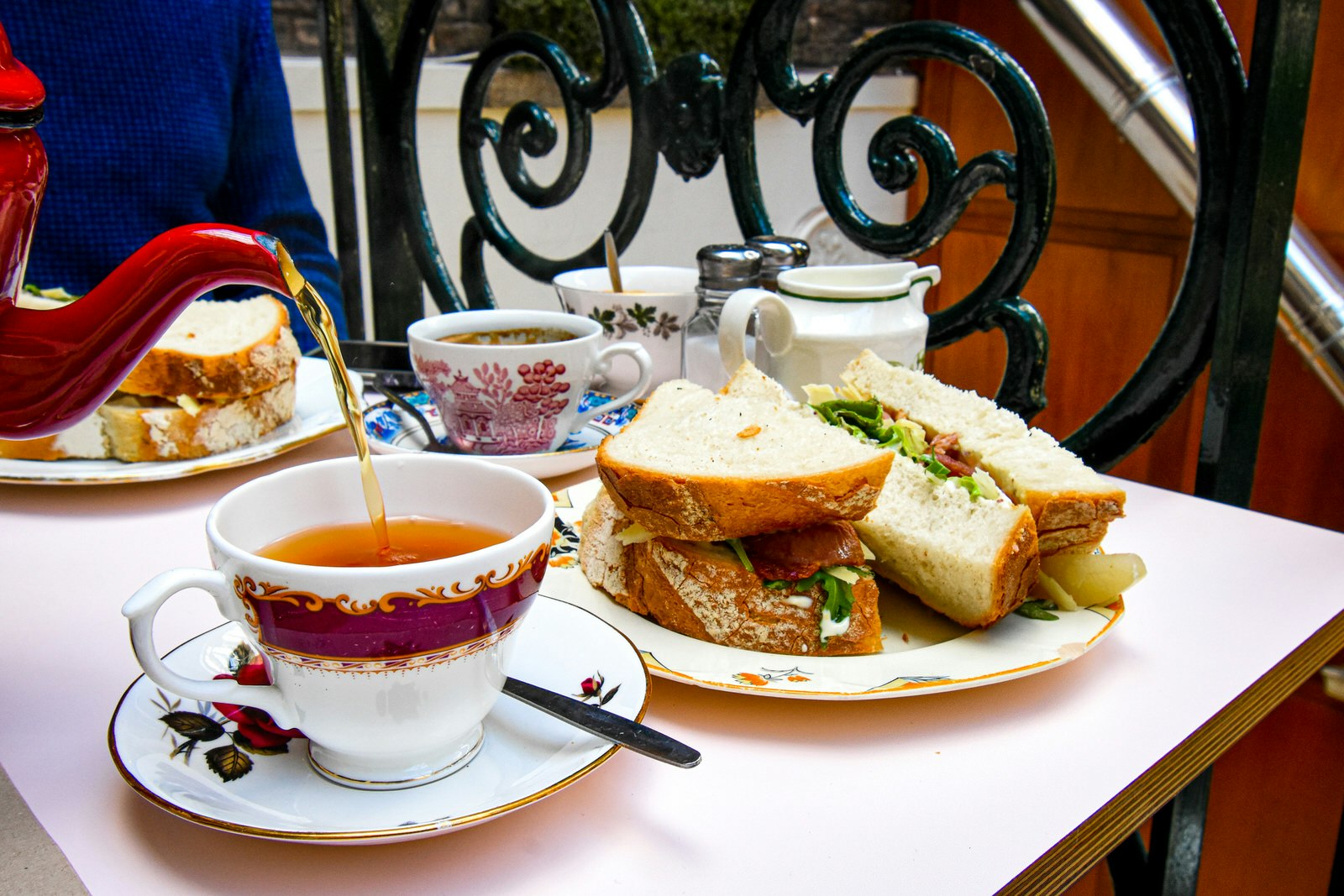 The Pepper Pot bacon, pear and cheese sandwich in Dublin with a red teapot