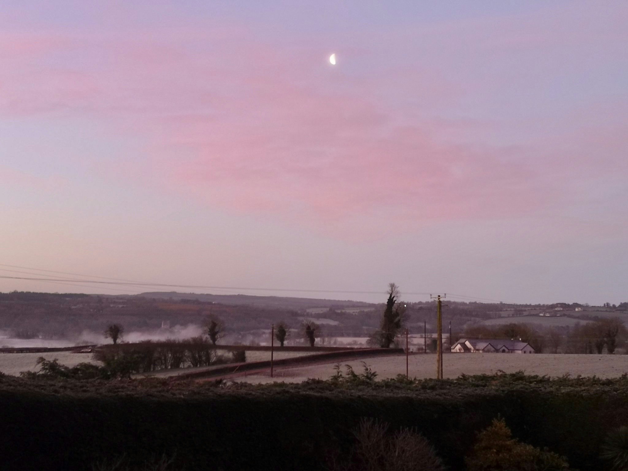 Pink skies in Thomastown in Kilkenny 