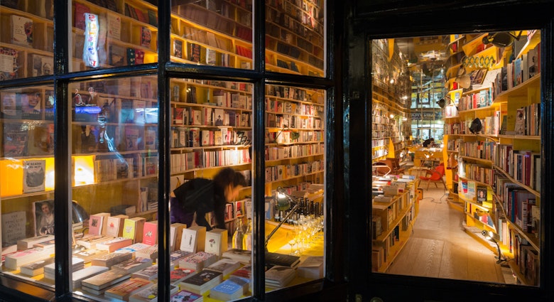 bookshop in spitalifields.jpg
