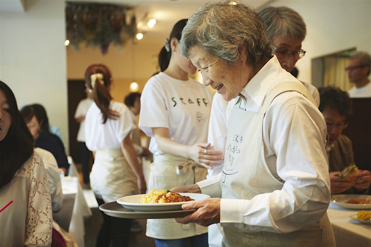 A pop-up restaurant in Tokyo is staffed by people living with dementia