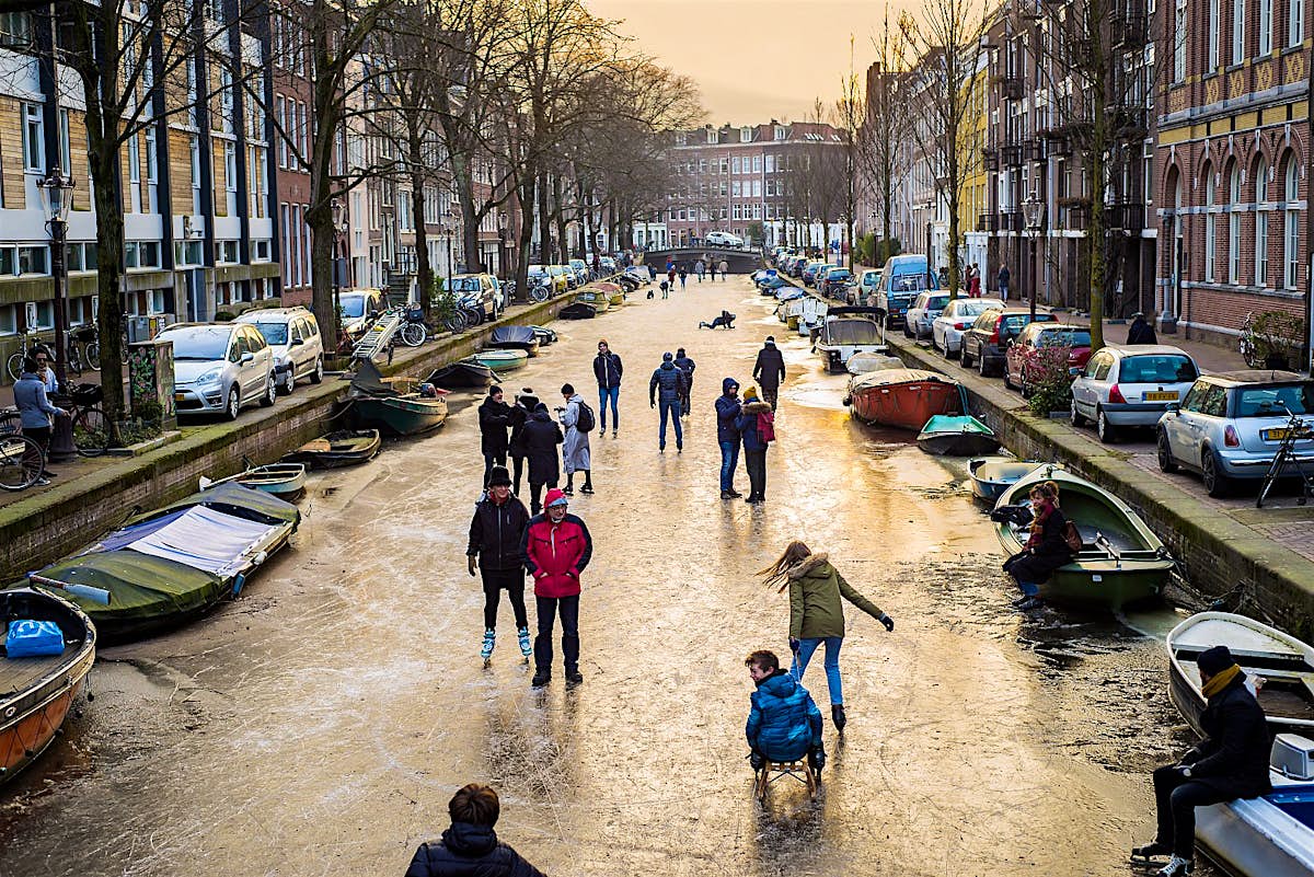 амстердам март