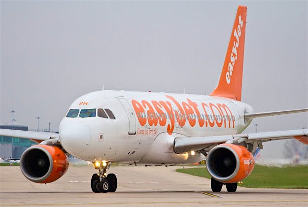 Travel News - EasyJet cabin damaged as a champagne cork hit the ceiling, forcing a landing in Italy on way to Turkey from England EasyJet increases connections to Iceland. Image by RHL Images / CC BY-SA 2.0.