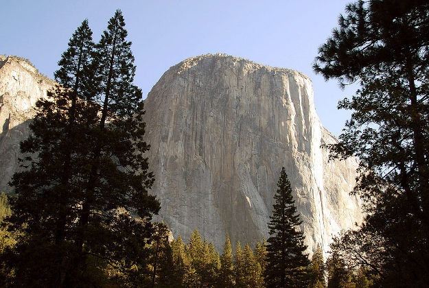 Yosemite National Park, one of the areas affected by wildfires in California. Image by Tobias / CC BY 2.0