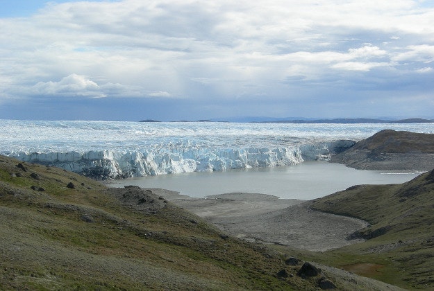 100 tonnes of inland ice melts every hundredth of a second in Greenland.  
