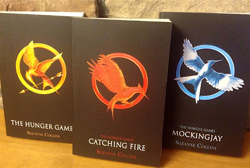Travel News - Hunger Games Hunger Games salute becomes unofficial symbol of resistance in Thailand.