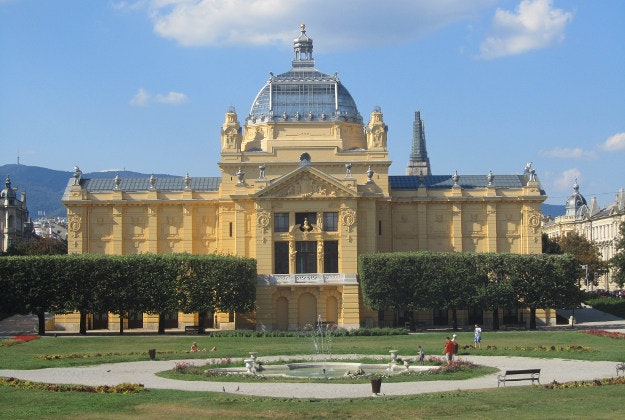 King Tomislav Square will host a huge ice skating rink this winter.