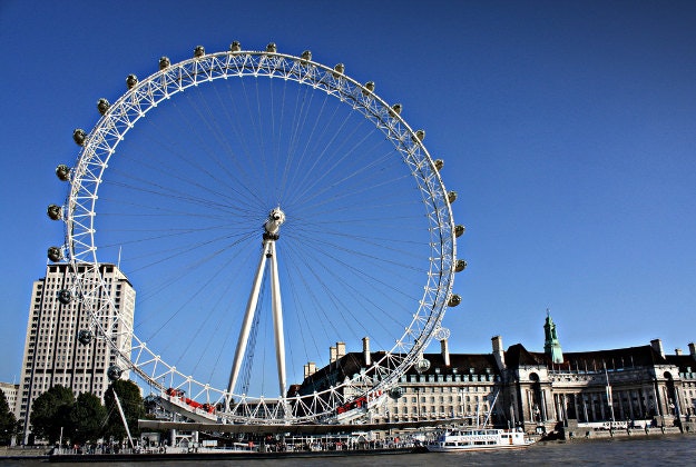 New urban trampoline will be constructed on a site near the London Eye.