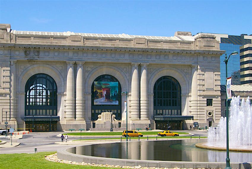 Travel News - Union station Ron reiring Union Station, Kansas.