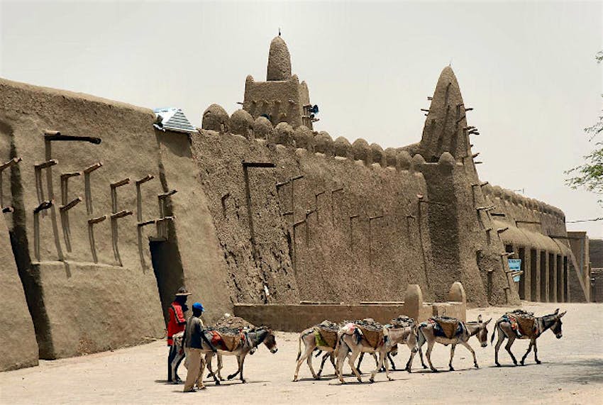 Travel News - Mali Mud mosque in Timbuktu, Mali.