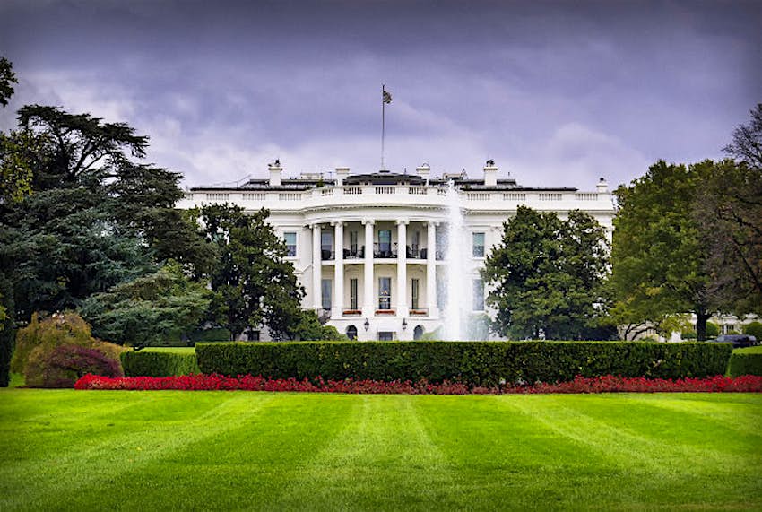 Travel News - White House White House decorations feature 500lb gingerbread house.