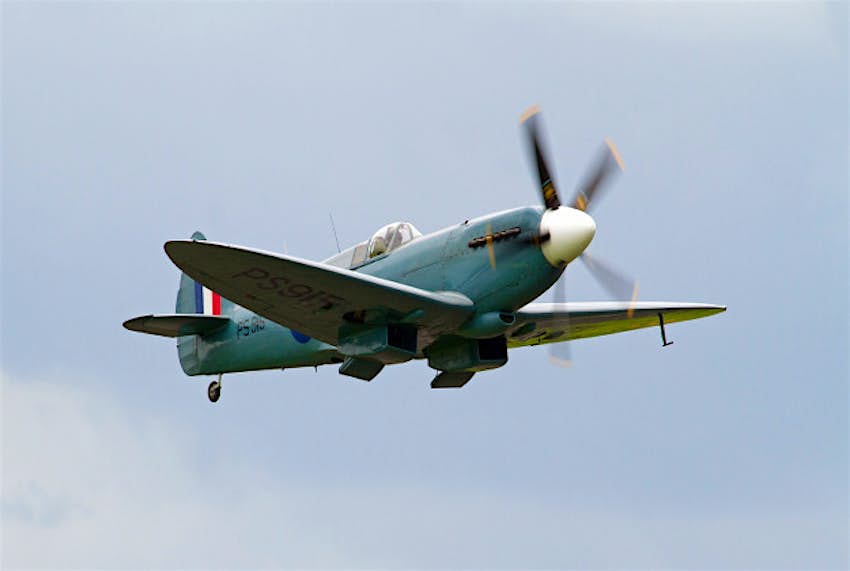 Travel News - spit1 Spitfire in flight