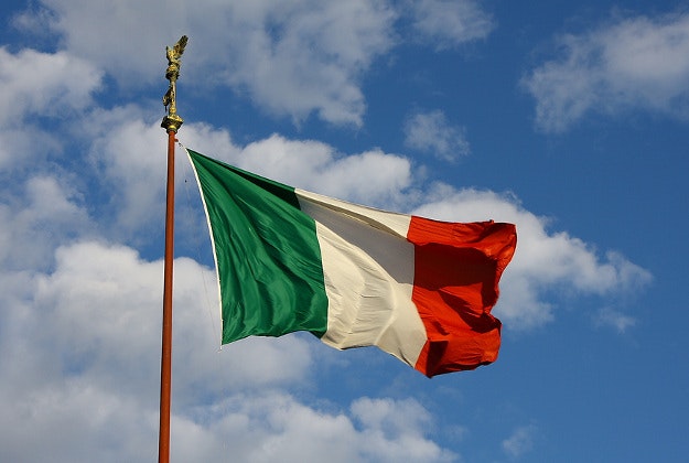 Italian's offer cheeky travel advice to would-be invaders.