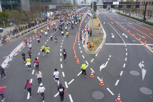 Participants running in the Tokyo Marathon.
