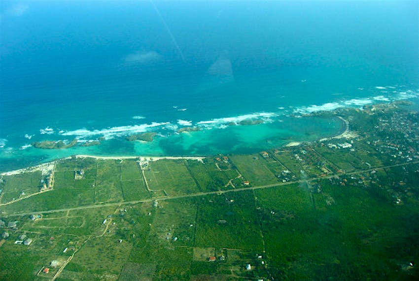 Travel News - Kenya coast The coast of Kenya.