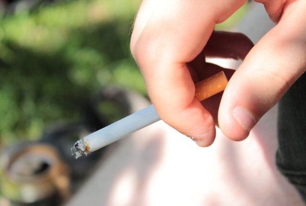 Greece contemplates introducing time sensitive smoking bans.