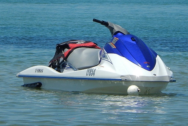 'Thrillionaire' jet ski stunt goes awry.