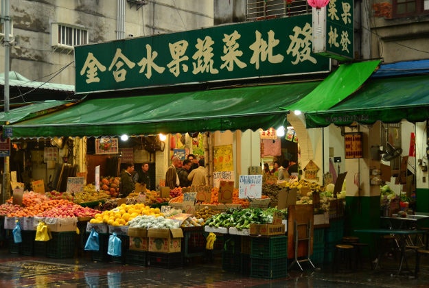 A fruit stall in Taiwan.