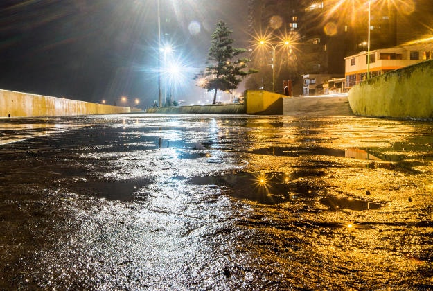 Rainy night in Antofagasta.