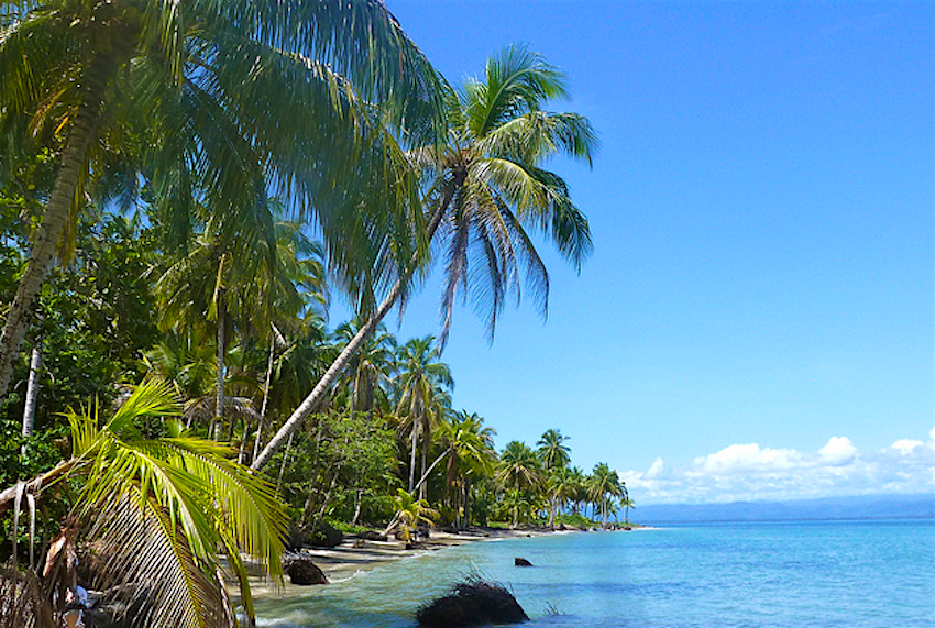 Travel News - BocasdelToroBeach The beach at Bocas del Toro, Panama.