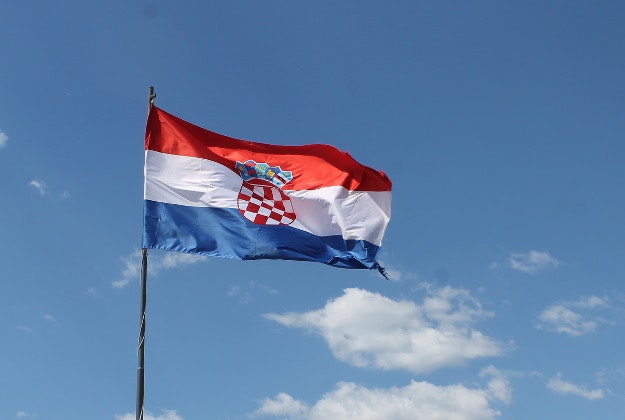 Croatia closes border with Serbia.