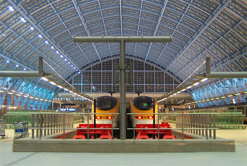 Travel News - Eurostar The Eurostar at St. Pancras.