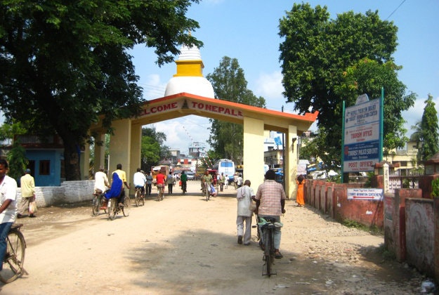A crossing at the India-Nepal border.