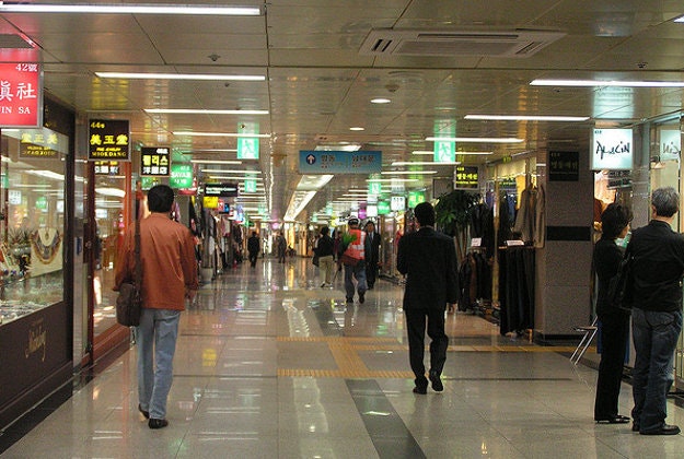 Shopping arcade, Seoul, South Korea.
