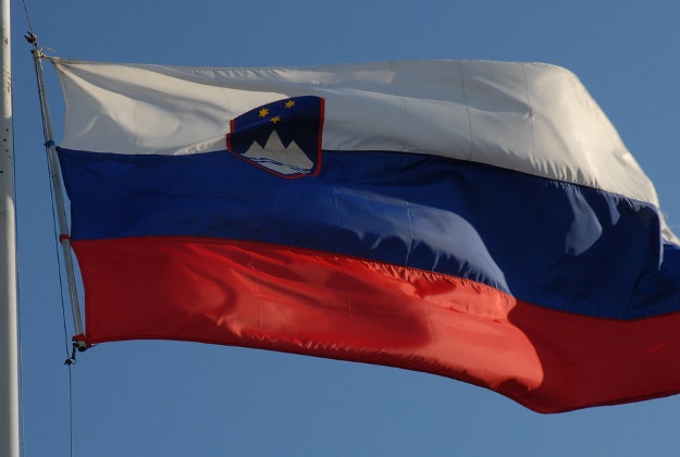 Slovenia reinstates border control with Hungary.