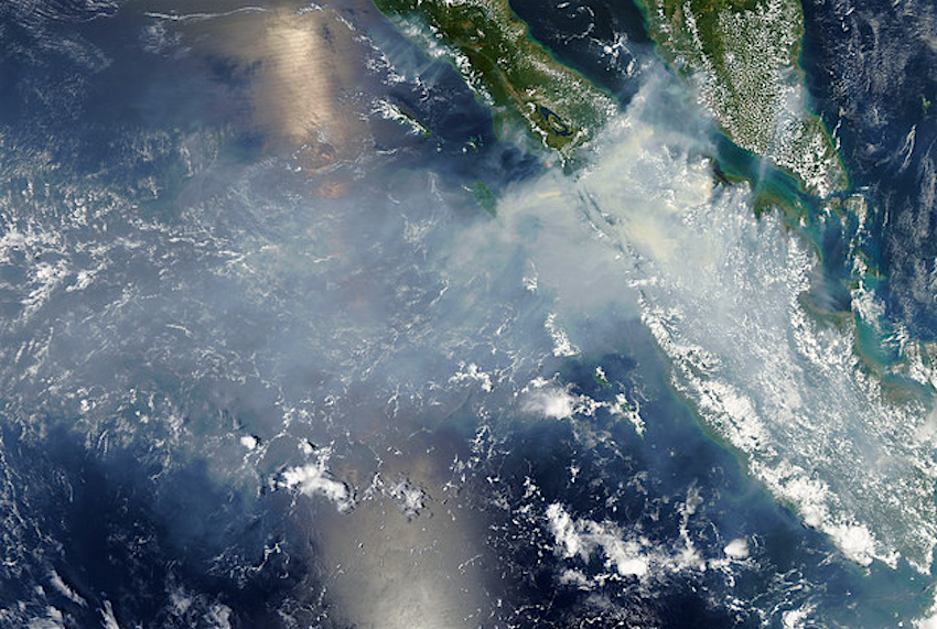 Travel News - Sumatrafromspace Nasa's picture from space of smoke and fires in Sumatra.