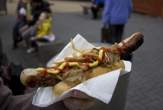 'No one should be afraid when eating a bratwurst', says Germany's minister for food.