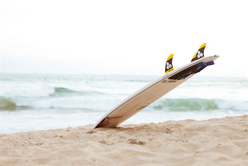 Travel News - surf Wales surf lagoon closed due to technical faults.