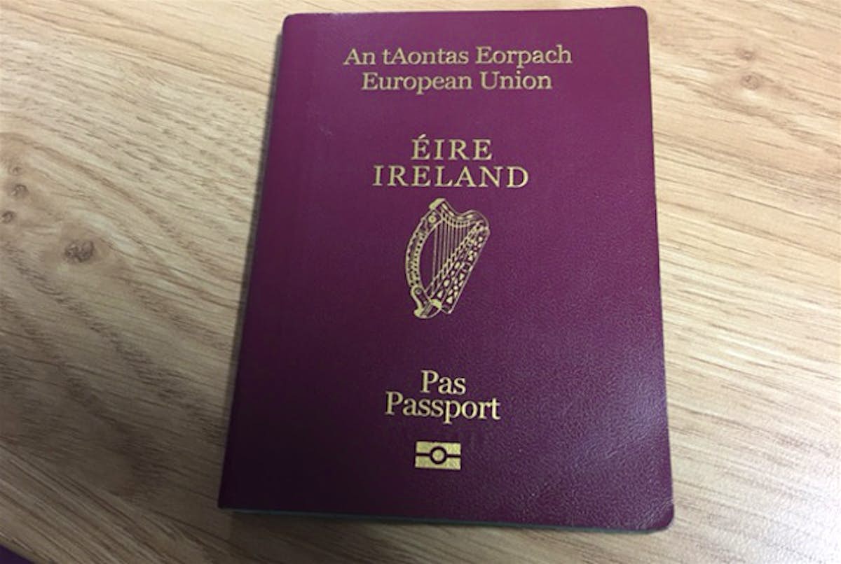 Паспорт ирландии фото