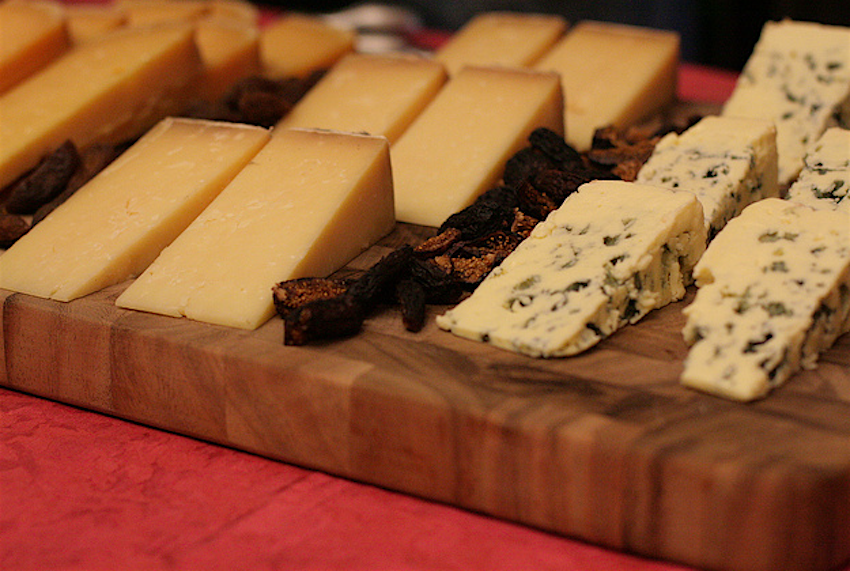 Travel News - Cheese NYC hosts cheese festival.