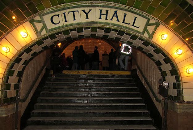 Travel News - City Hall Station - New York Transit Museum Old City Hall Station, New York. Image courtesy of New York Transit Museum.