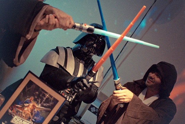 Star Wars fans to mount attempt on on lightsaber fight record.