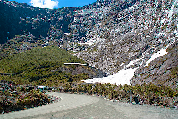 Travel News - MilfordRoad The infamous Milford Road, New Zealand.
