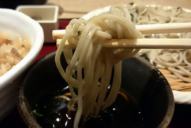 Tokyo noodle bar wins Michelin star.