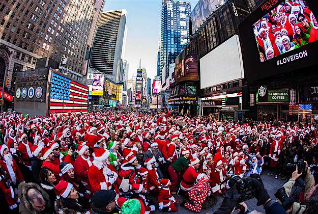 Travel News - SantaConNYC SantaCon New York 2014.
