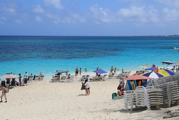 Police to use jet skis to patrol Bahamian beaches.
