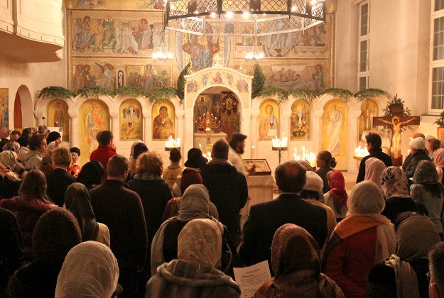A Russian-orthodox Christmas service.
