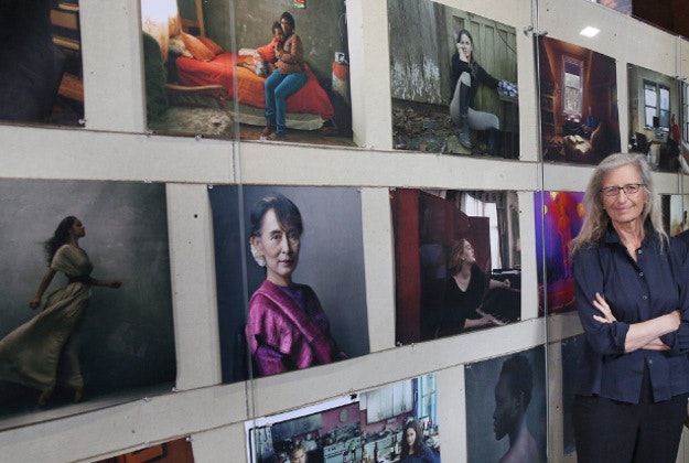 Annie Leibovitz WOMEN: New Portraits exhibition will travel around the world. 