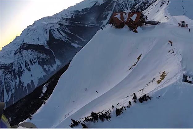 Travel News - manny3 A snowboarder who was trapped on a broken gondola filmed his helicopter rescue.