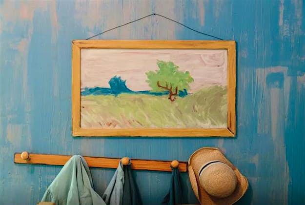 Travel News - airbnb4 The Art Institute of Chicago has created the bedroom featured in Van Gogh's painting Bedroom in Arles and listed it on Airbnb.