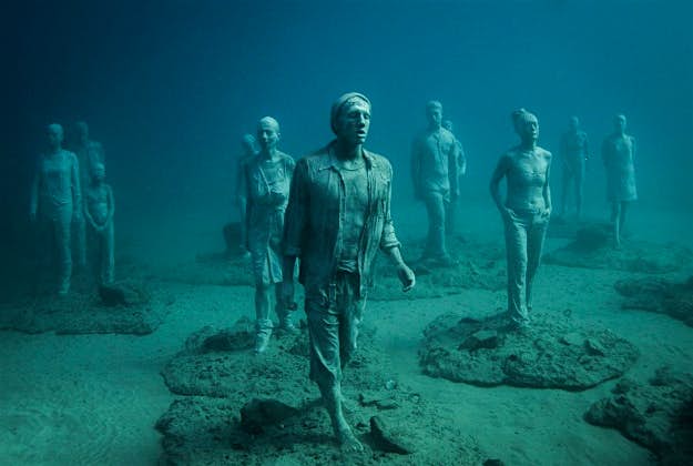 Travel News - museum Lanzarote's underwater Museum sculptures.