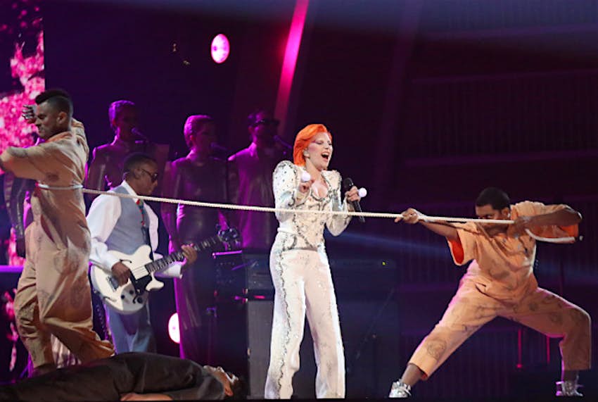 Travel News - pic 2 Lady Gaga's tribute to David Bowie at this year's Grammys