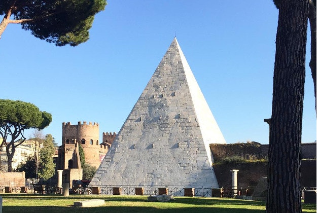 The Pyramid of Cestius in Rome has undergone a cleaning.