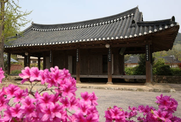 Hanok-style house, Korea.